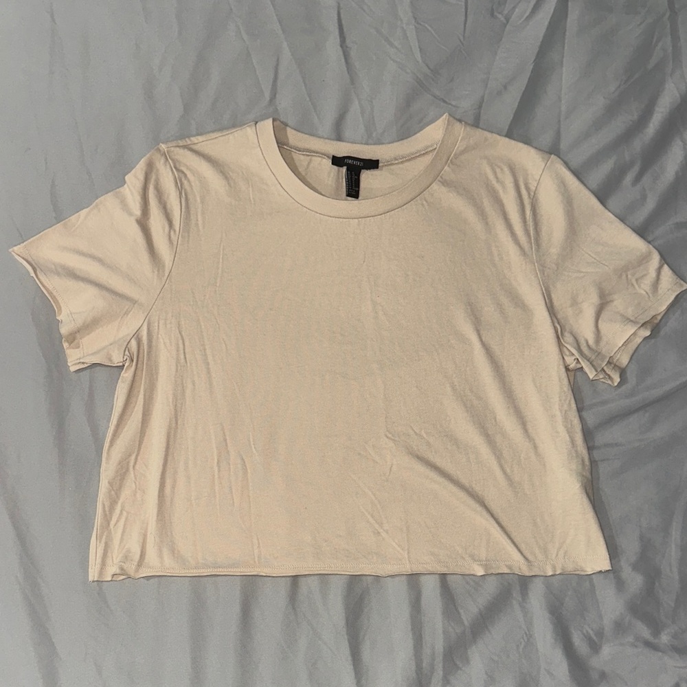 Forever 21 Cream Short Sleeve Tee